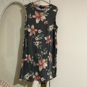 Sleeveless Mock Neck Dress w/ pockets